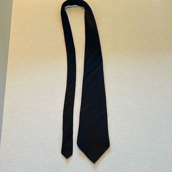 Zylos Gold George Machado tie - Picture 1 of 4